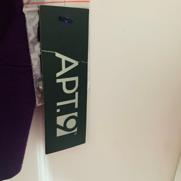 NEW BEAUTIFUL APT 9 PLUMB EMBELLISHED BLOUSE SIZE-2X - Picture 6 of 6